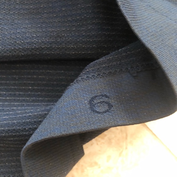 Run swiftly Lululemon size 6 - Picture 2 of 4